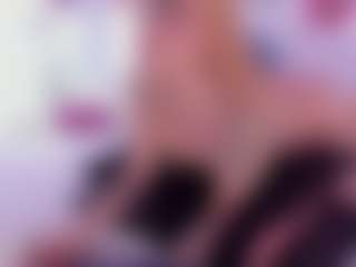 Live cam show with Arabella Rose - Skinny on xxxlivecams.org