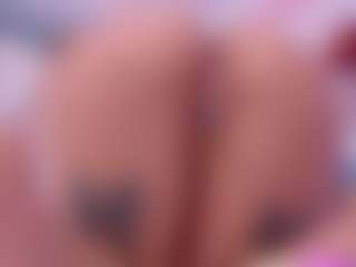 Isabella's Live Sex Cam Show
