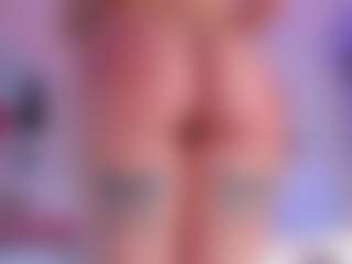 Isabella's Live Sex Cam Show