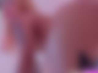 Isabella's Live Sex Cam Show