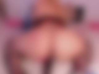 Isabella's Live Sex Cam Show