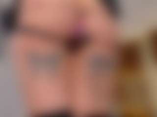 Isabella's Live Sex Cam Show