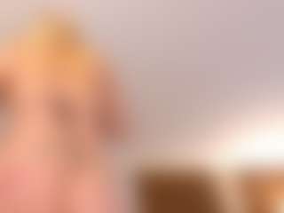 Isabella's Live Sex Cam Show