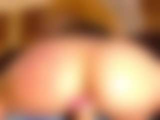 Isabella's Live Sex Cam Show