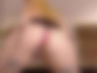 Isabella's Live Sex Cam Show