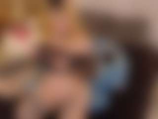 Isabella's Live Sex Cam Show