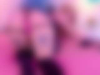 Live cam show with Isabella - Skinny on Camsoda