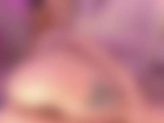 Live cam show with Isabella - Spank on hotwifechat.live