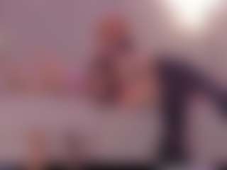 Isabella's Live Sex Cam Show