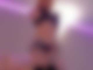 Isabella's Live Sex Cam Show