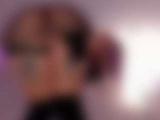 Isabella's Live Sex Cam Show
