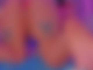 Live cam show with Isabella - Small Tits on Camsoda