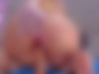 Isabella's Live Sex Cam Show