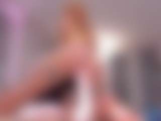 Live cam show with Isabella - Spank Blonde Hair on nudelive.tv