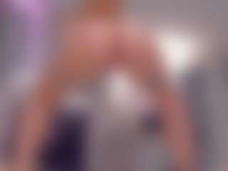 Isabella's Live Sex Cam Show