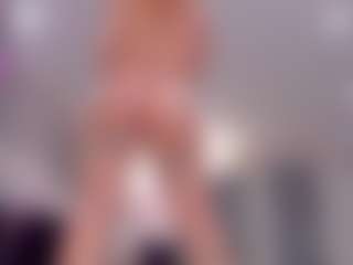 Isabella's Live Sex Cam Show