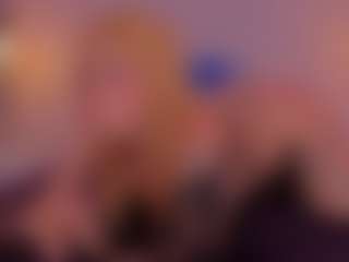 Live cam show with Isabella - Bedroom on Hubzter Live