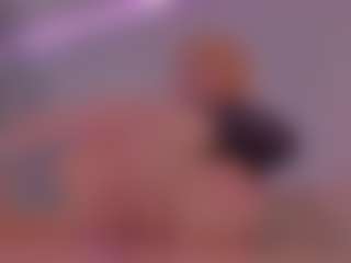 Live cam show with Isabella - Big Ass on Mixed Magazine Live