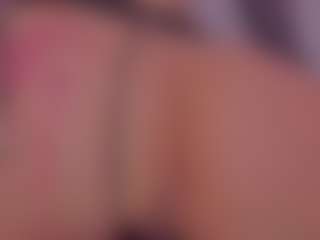 Isabella's Live Sex Cam Show