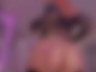Isabella's Live Sex Cam Show