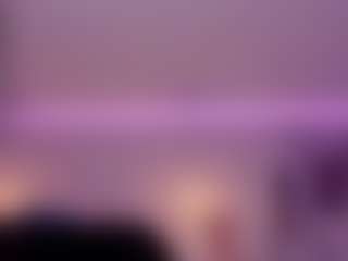 Live cam show with Isabella - Teen (18+) on xfollow cams