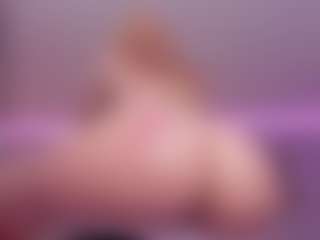 Isabella's Live Sex Cam Show