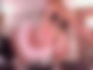 Live cam show with Isabella - Blonde Hair Amateur on WildCum