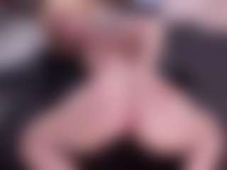 Isabella's Live Sex Cam Show