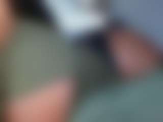 Live cam show with creamy pie - Mature on Free Soda
