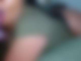 creamy pie's Live Sex Cam Show