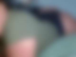Live cam show with creamy pie - Orgasm on SinfulBabes