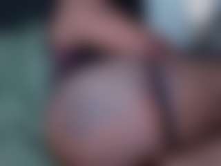 creamy pie's Live Sex Cam Show