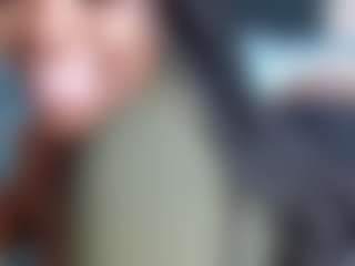 Live cam show with creamy pie - Ebony on TeamSkeetLive | united states