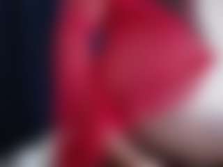 Live cam show with creamy pie - Ebony Petite on Camsoda
