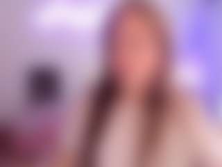 Live cam show with sphiagrants - Riding on Camsoda