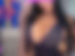 Live cam show with Officialtiffanyfox - Latina on iamadamtest123.com
