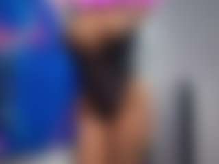 Live cam show with Officialtiffanyfox - Squirt Teen (18+) on makecum.org