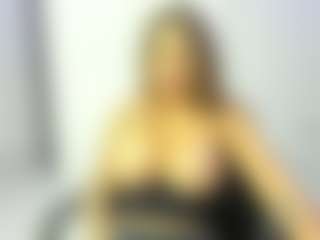 Live cam show with SassyTiffTheBabe - Interactivetoy on livesuperchat.net
