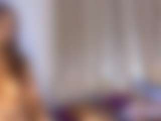Live cam show with rochelepalmer - BBW on 1on1-livenow