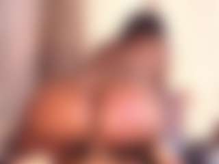 rochelepalmer's Live Sex Cam Show