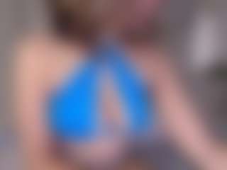 Live cam show with StephKegels - Big Ass on AdultVida.com
