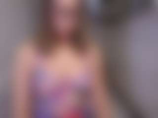 Live cam show with StephKegels - Dildo Or Vibrator on livesuperchat.net