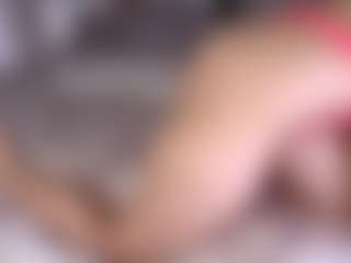 Live cam show with StephKegels - Sexy on TeamSkeetLive
