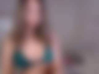 Live cam show with StephKegels - Brown Eyes Brown Hair on Mixed Magazine Live