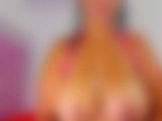 LilaMarin's Live Sex Cam Show