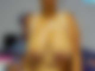 LilaMarin's Live Sex Cam Show