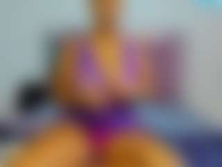 LilaMarin's Live Sex Cam Show