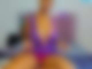 LilaMarin's Live Sex Cam Show