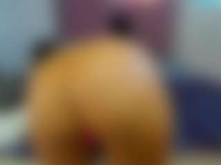 LilaMarin's Live Sex Cam Show