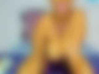 LilaMarin's Live Sex Cam Show